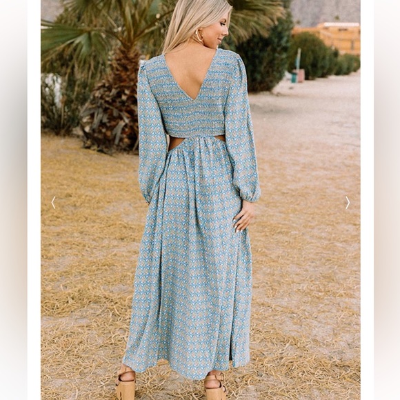 A1 -#15 Ocean blue cut out midi / maxi dress size medium - Picture 10 of 14